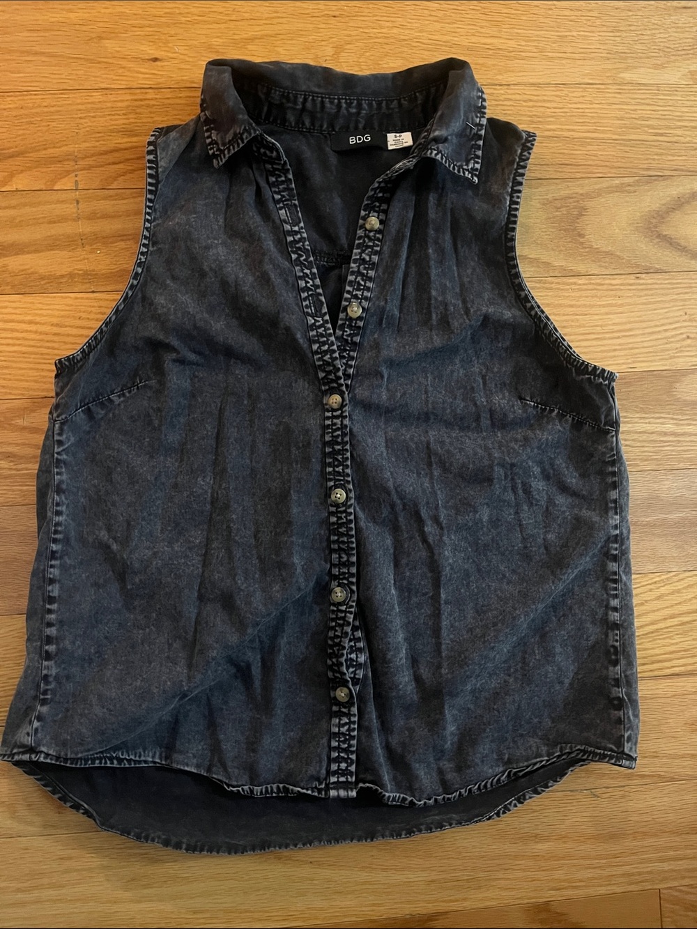 BDG Sleeveless Button-Down Denim Shirt in Washed Black